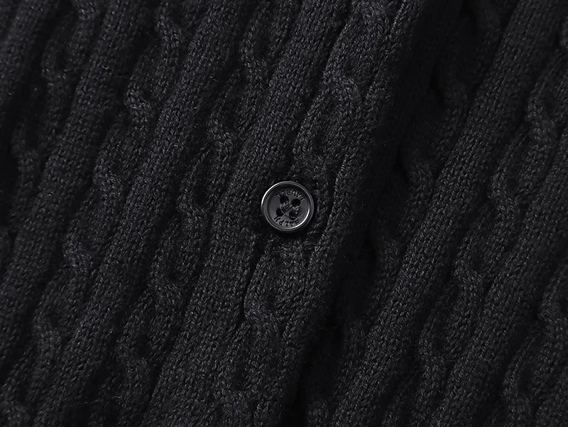 Style number: 2501 P200 Polo Ralph Lauren sweater Pony embroidered cable style single-breasted long-sleeved knit Color: White Pink Black Navy Gray Size: S (90-100) m (110-120) L (130-140) xL (150-160)